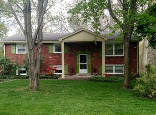 8198 Roosevelt Blvd, Pittsburgh, PA