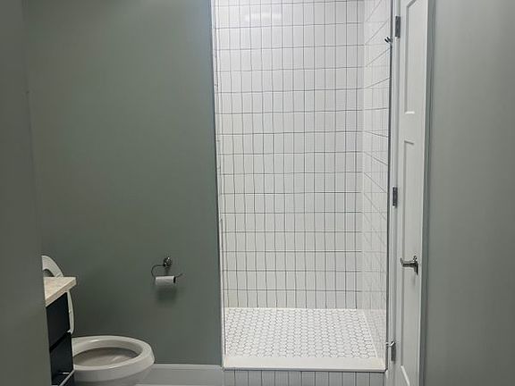 3rd image of 1377 Main St #3