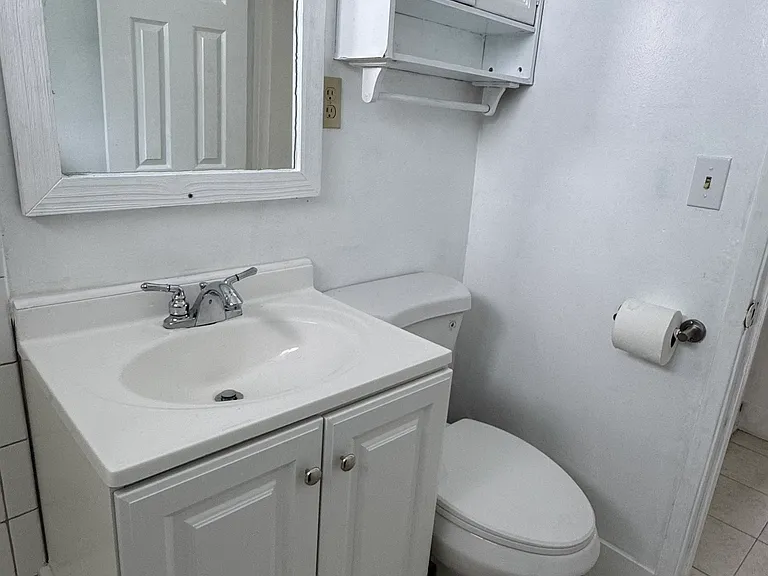 2484 Mohawk St #2 — Photo 6