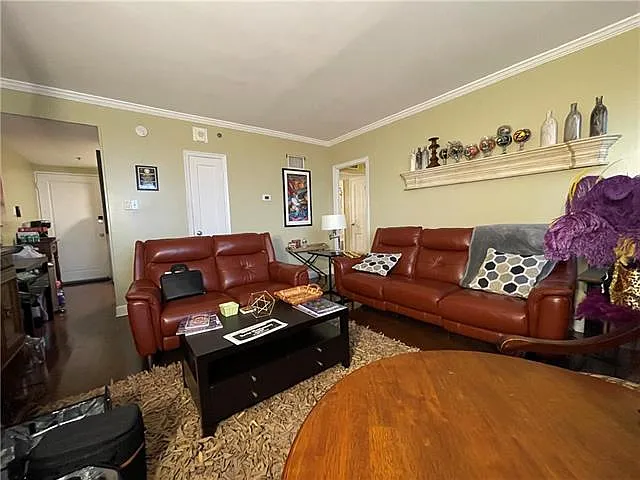 1205 Saint Charles Ave #814 — Photo 8