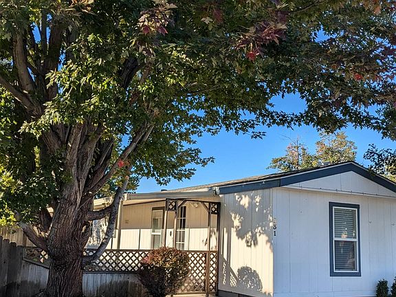 4th image of 831 Liberty Ln