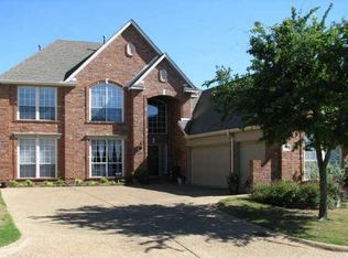 108 Freedom Ct, Rockwall, TX 75032