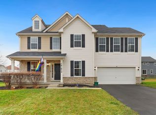 16W674 Hawthorne Ct, Willowbrook, IL 60527