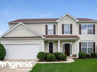 5912 Firethorne Ln, Concord, NC 28025