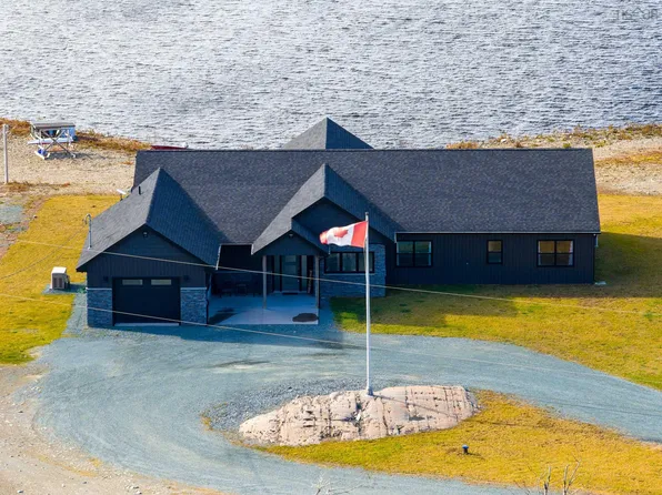 5121 Clam Harbour Rd, Lake Charlotte, NS B0J 1Y0