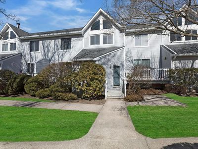 35 Gibbs Road #7, Coram, NY, 11727