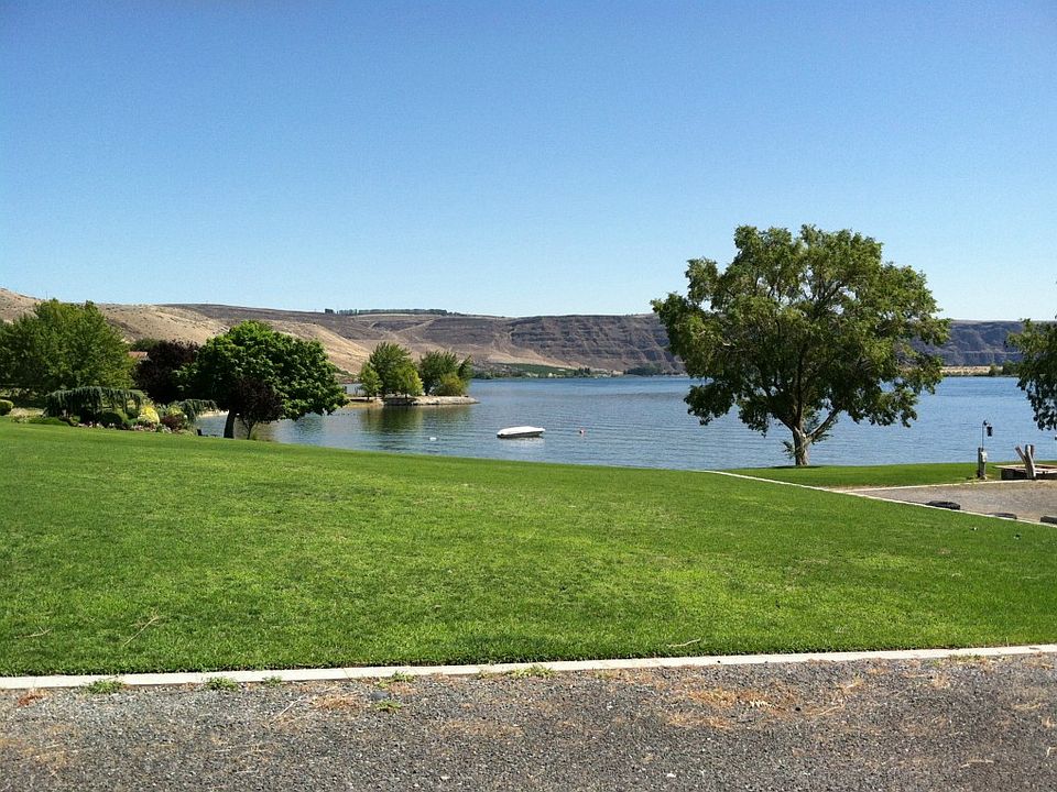 1st image of 2441 Basalt Dr NW