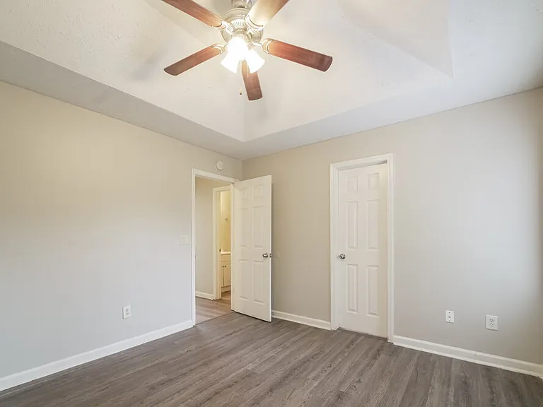 11469 Vinea Way — Photo 11