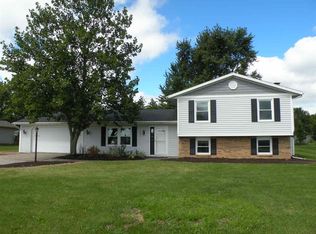 5631 Kroemer Rd, Fort Wayne, IN 46818