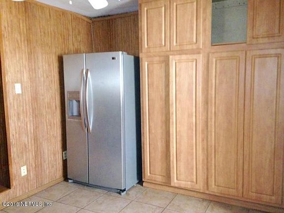 5th image of 2320 Lake Lucina Dr E