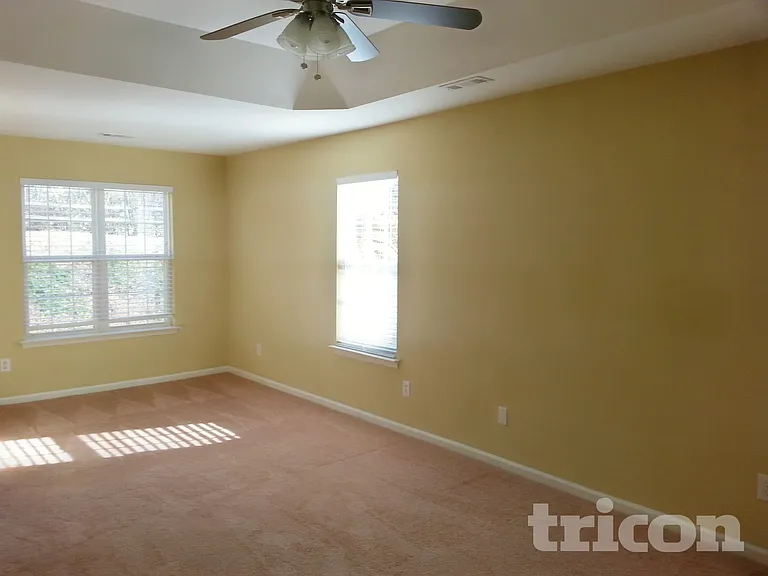 4422 Little Moser Ln — Photo 6