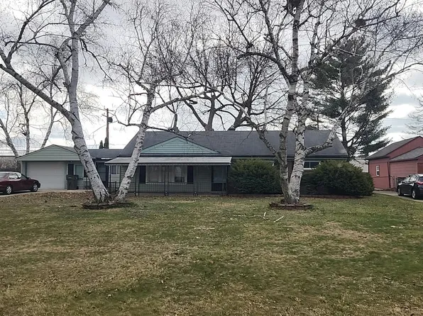 37584 Ingleside St, Clinton Township, MI 48036