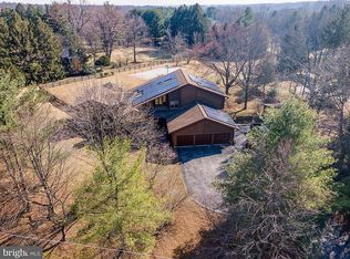 735 W Padonia Rd, Cockeysville, MD 21030