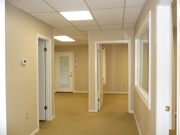 5th image of 13740 N Highway 183 #4-Q