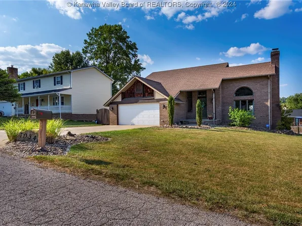 1034 Marina Dr, Hurricane, WV 25526
