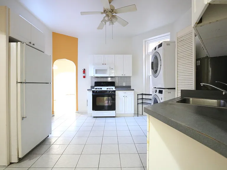 1414 W Polk St #2 — Photo 9
