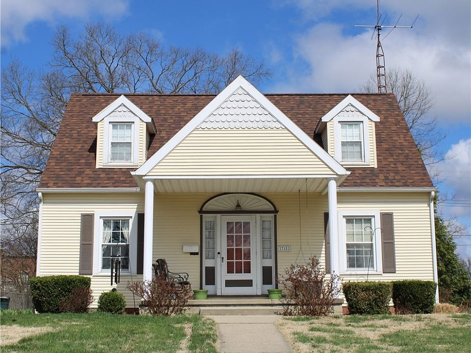 1st image of 715 W South 1st St