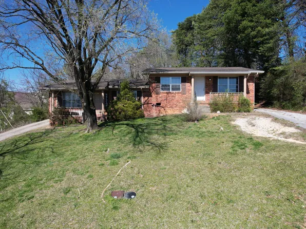 6325 Plantation Dr, Chattanooga, TN 37416