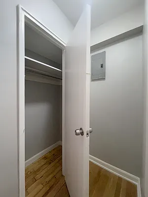 Rented by EXR | media 5