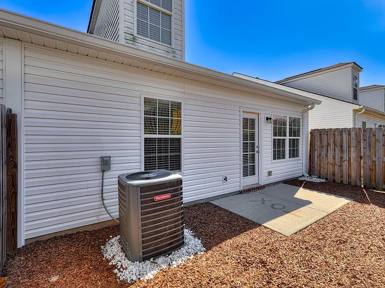 093 Lauren Lane Townhomes — Photo 60