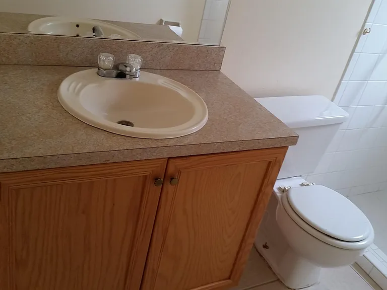 460 Fleming Ave — Photo 7