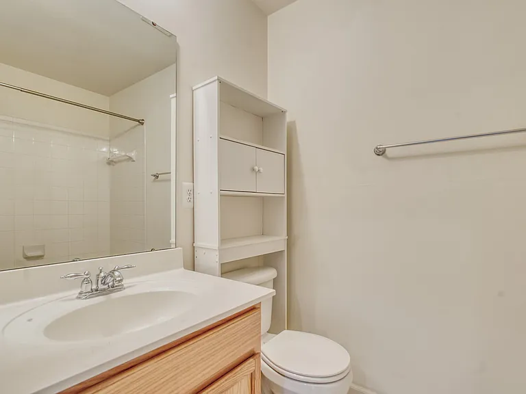 42245 Sweet Ct — Photo 37