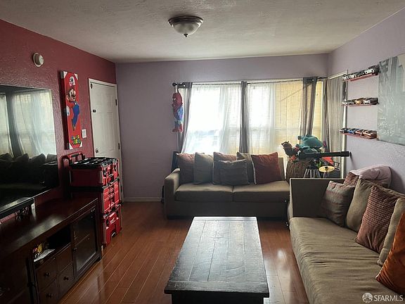 4th image of 2322 Maricopa Ave