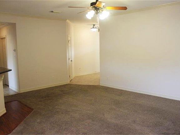 4th image of 124 Eagle Nest Ct