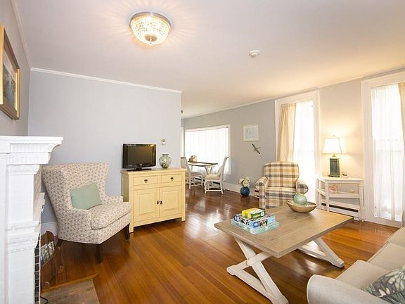 4th image of 227 Granite St APT 2C