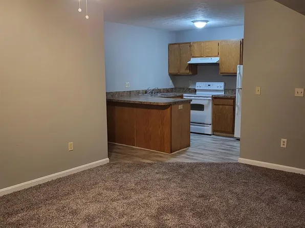 10000-10002 Snively Ave, 10000 Snively Ave, Louisville, KY 40299