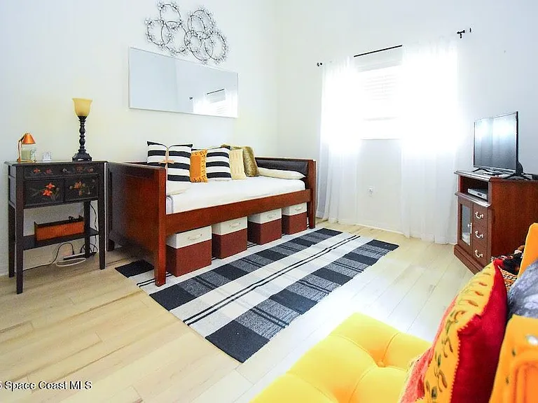 101 Island Grove Dr — Photo 34