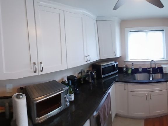 Newly Remodeled Kitchen