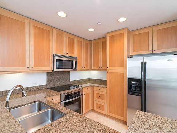 5th image of 3950 Ohio St Unit 331