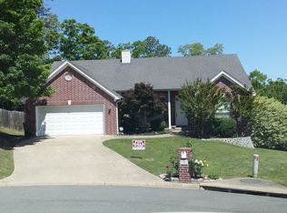 11 Brook Forest Ct, Little Rock, AR 72211