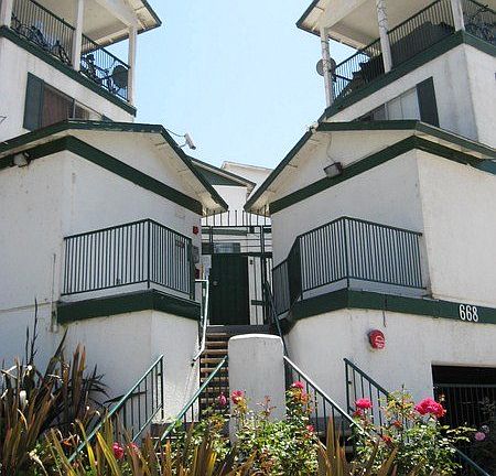 4th image of 668 Lavetta Terrace St