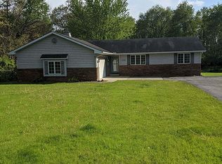 8857 24th St SW, Demotte, IN 46310