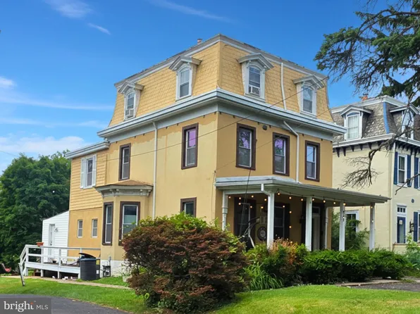 242 E Church Rd, Elkins Park, PA 19027