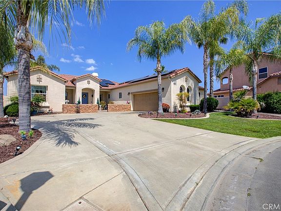 3rd image of 8020 Lake Shore Dr