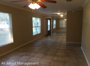 2401 Northlake Dr, Sanford, FL 32773