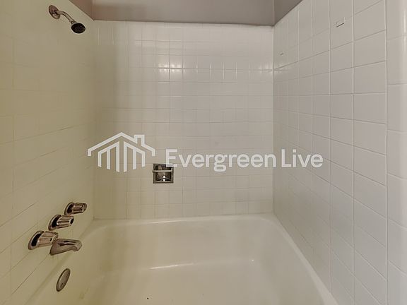 4th image of 6028 Harrison Way