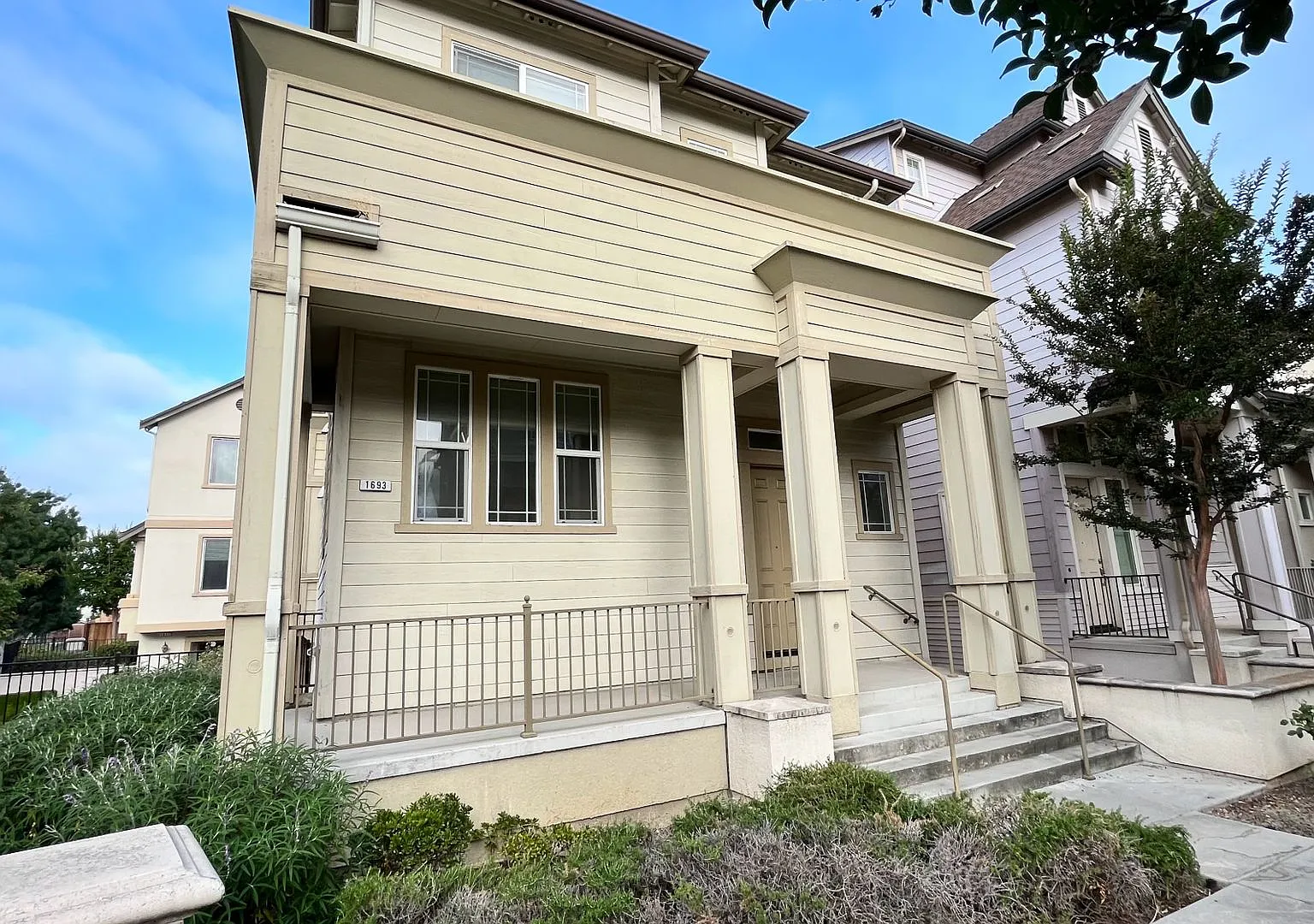 3BD/2.5BA - Spacious 2,083 Sq Ft Home Near Berryessa BART — Photo 1