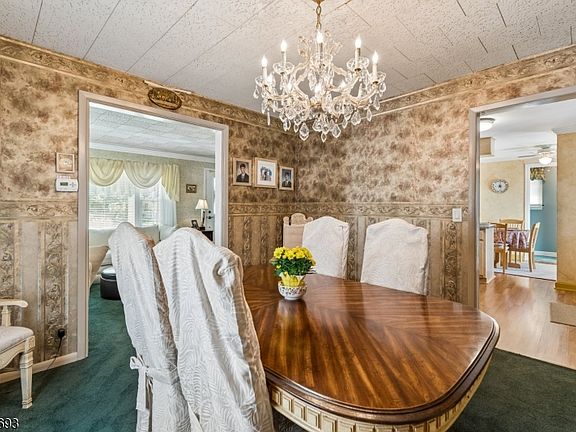 4th image of 25 Swan Rd