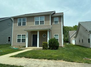 932 Warrington Ave, Westfield, IN 46074