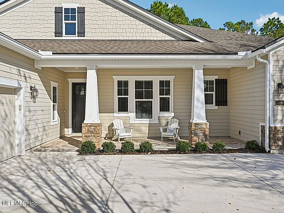 5th image of 1063 AUTUMN PINES Drive