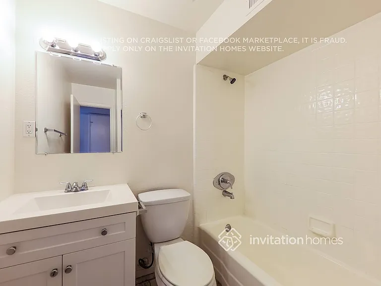 3132 W Surrey Ave — Photo 15