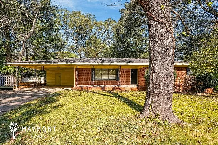 256 Garden Dr
