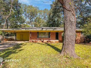 256 Garden Dr, Gardendale, AL 35071