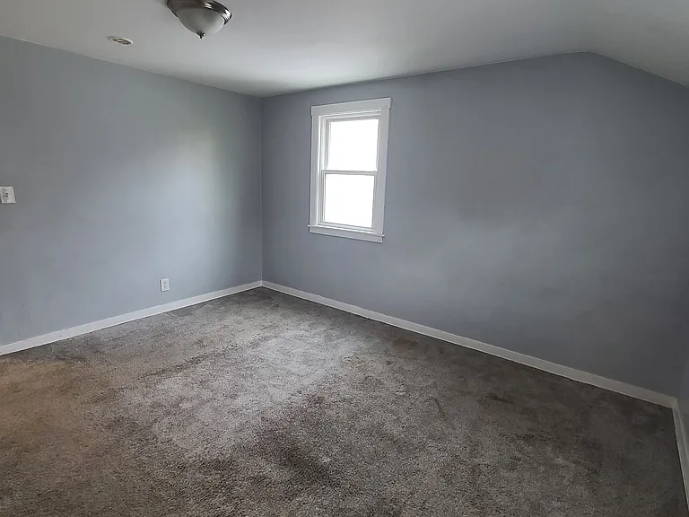 166 Fowler Ave — Photo 6
