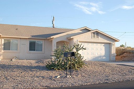 1st image of 3057 Caliente Dr Unit 102