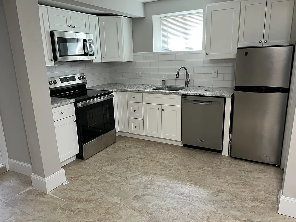 48-50 Harvard Ave #50-B1